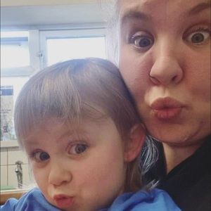 Meet your Posher, Alanis